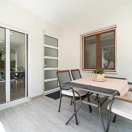 Apartments Coronata Biograd Na Moru Εξωτερικό φωτογραφία