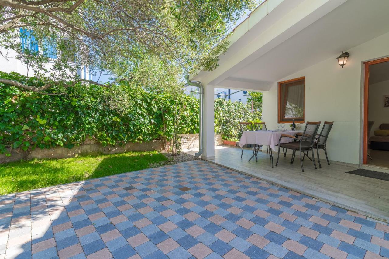 Apartments Coronata Biograd Na Moru Εξωτερικό φωτογραφία