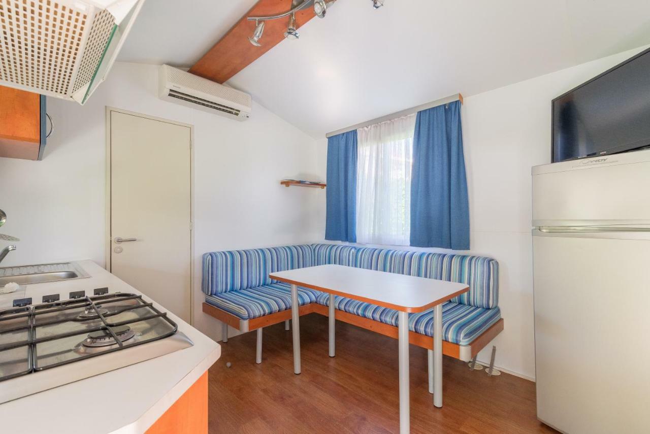 Apartments Coronata Biograd Na Moru Εξωτερικό φωτογραφία
